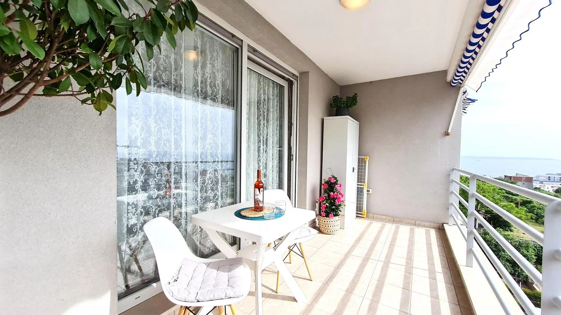 Sea View Znjan Apartman Split 0*,  Horvátország